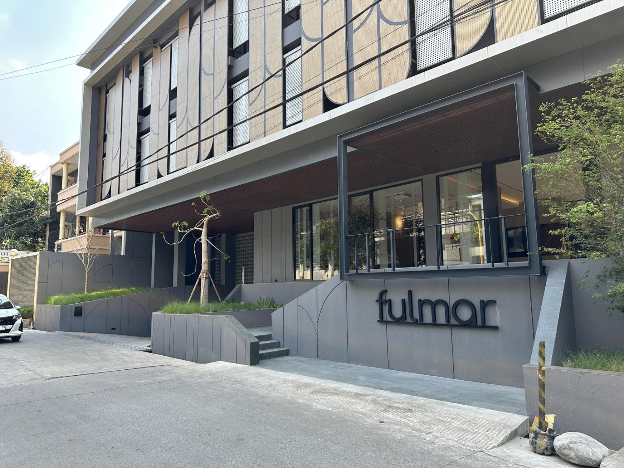 Fulmar Pasteur Hostel Bandung Exterior photo