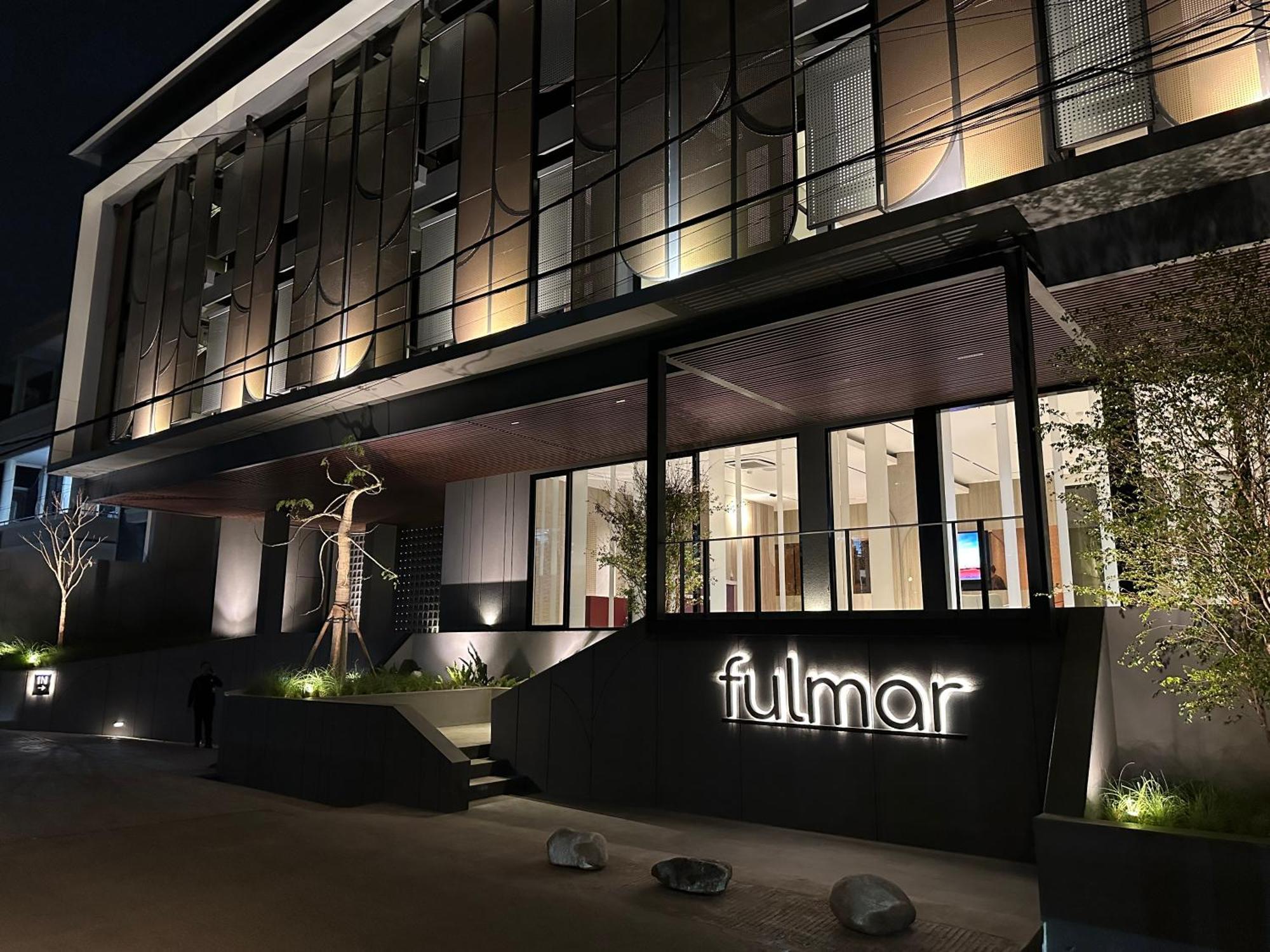 Fulmar Pasteur Hostel Bandung Exterior photo